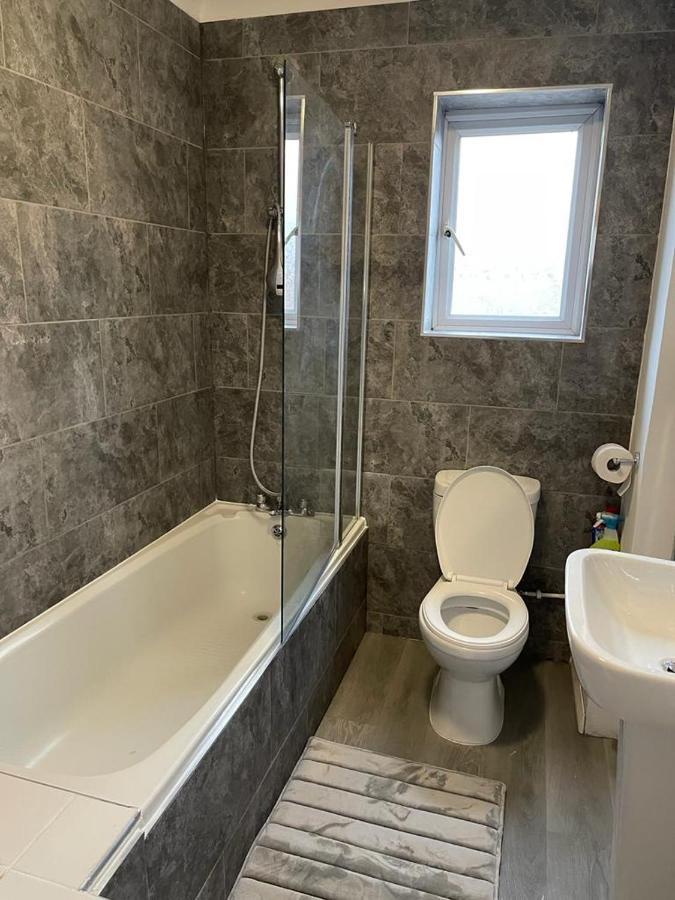 Alder En-Suites Self-Catering With Private Shower 1 Саутгемптон Экстерьер фото